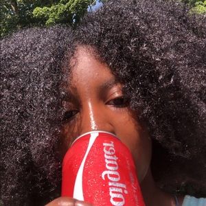 Meet your Posher, Noelle